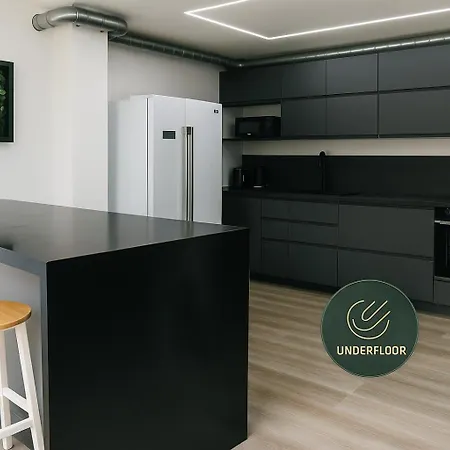 En-suit In A Shared House 122 Marshfield 3* ブリストル