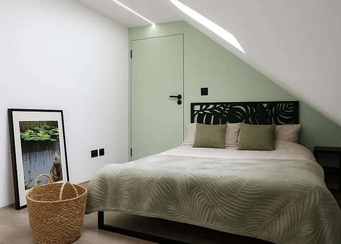 En-suit In A Shared House 122 Marshfield Бристоль