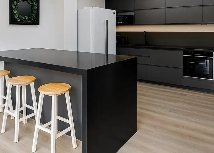 En-suit In A Shared House 122 Marshfield 3*